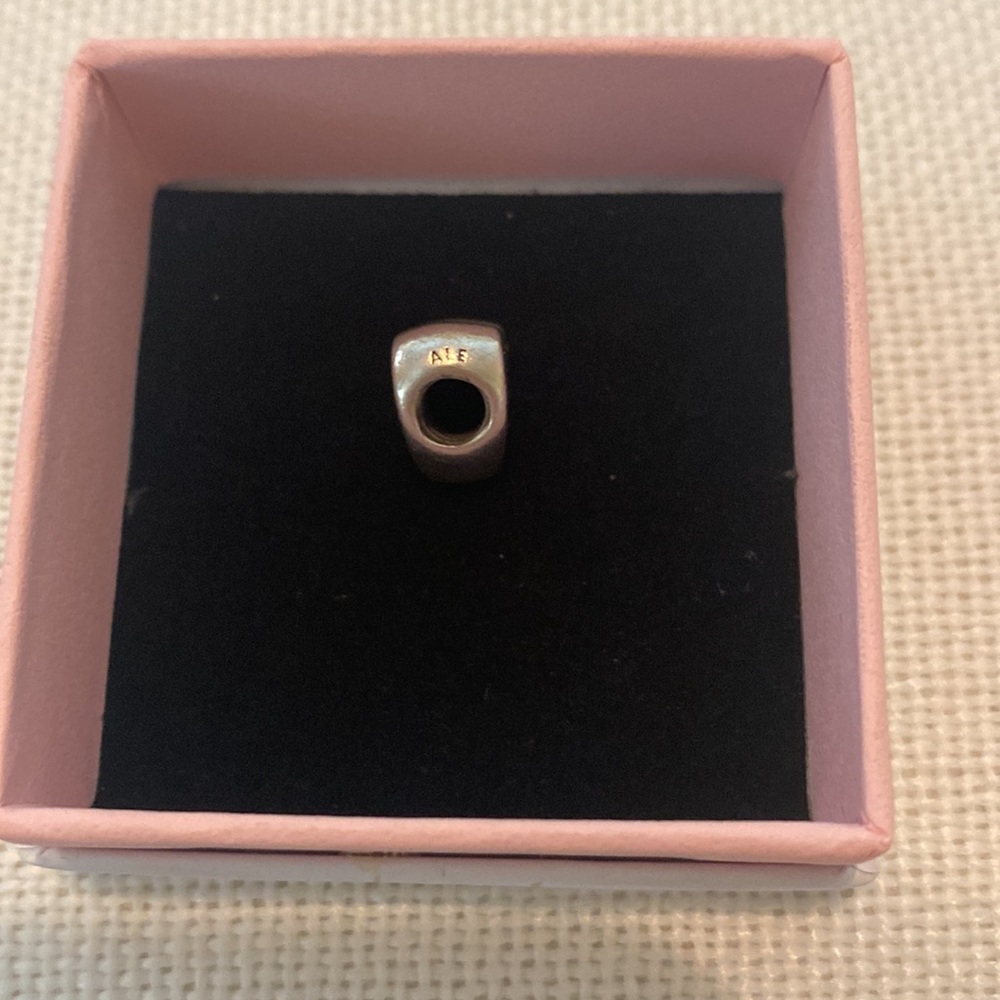 Pandora free charm - Picture 4 of 4